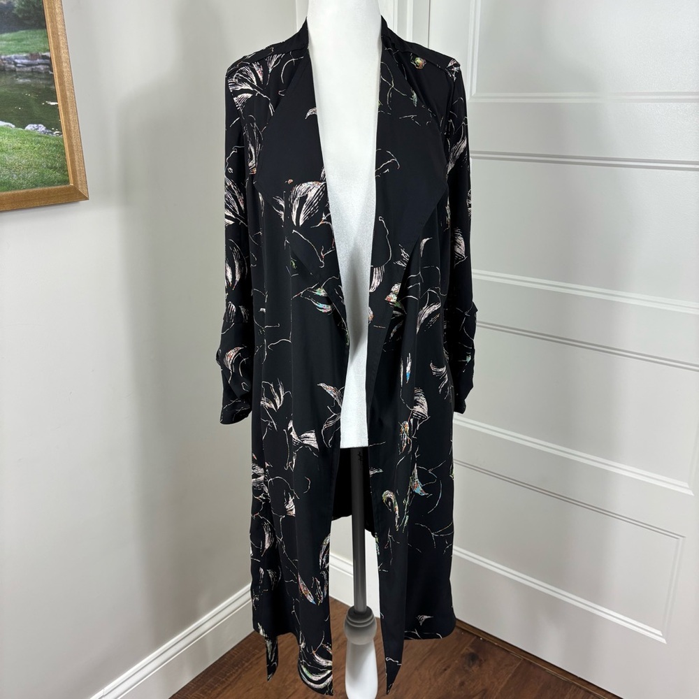 Aritzia Babaton Quincey‎ Floral Trench Coat Size S